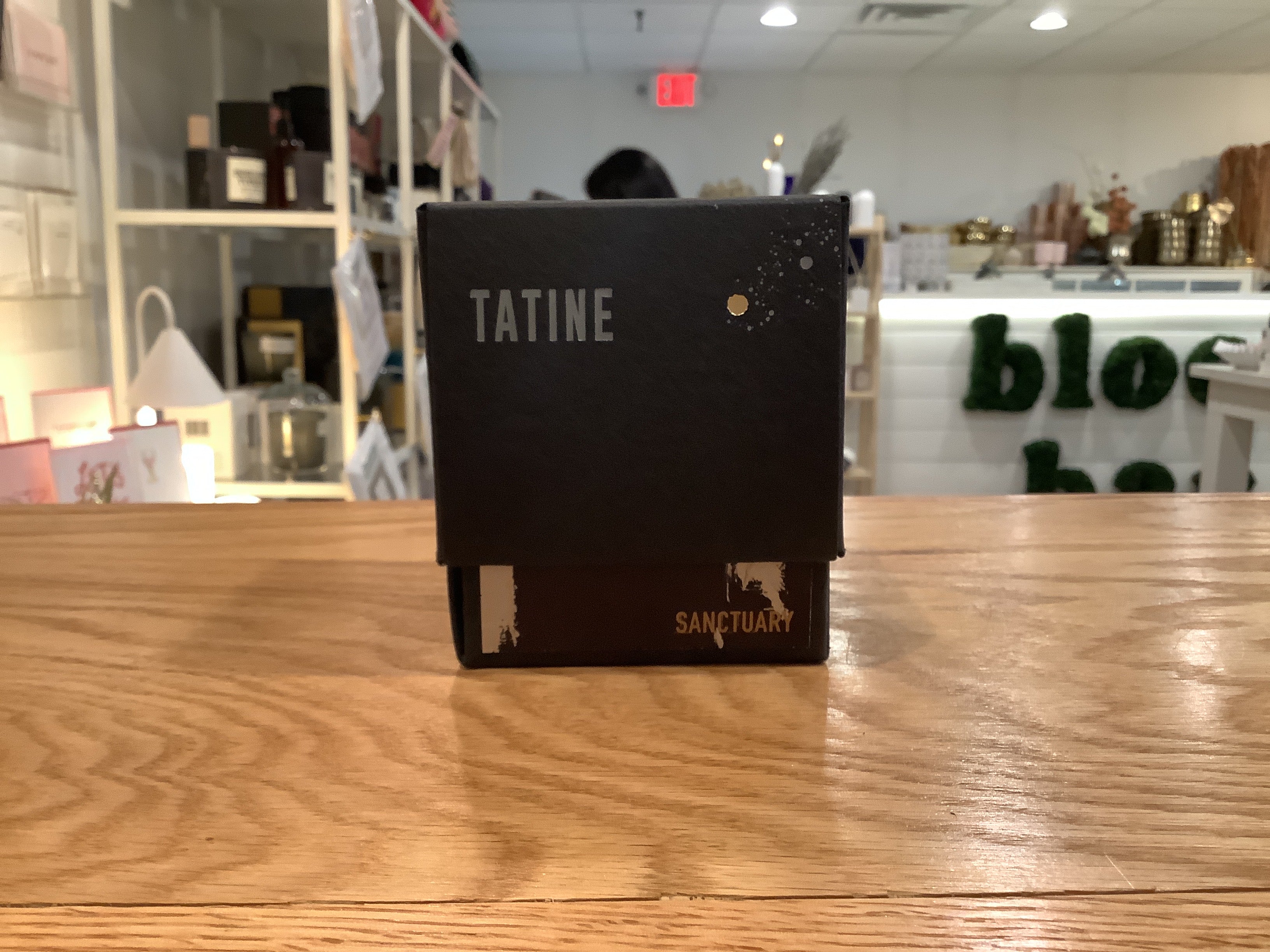 Tatine candle : SANCTUARY