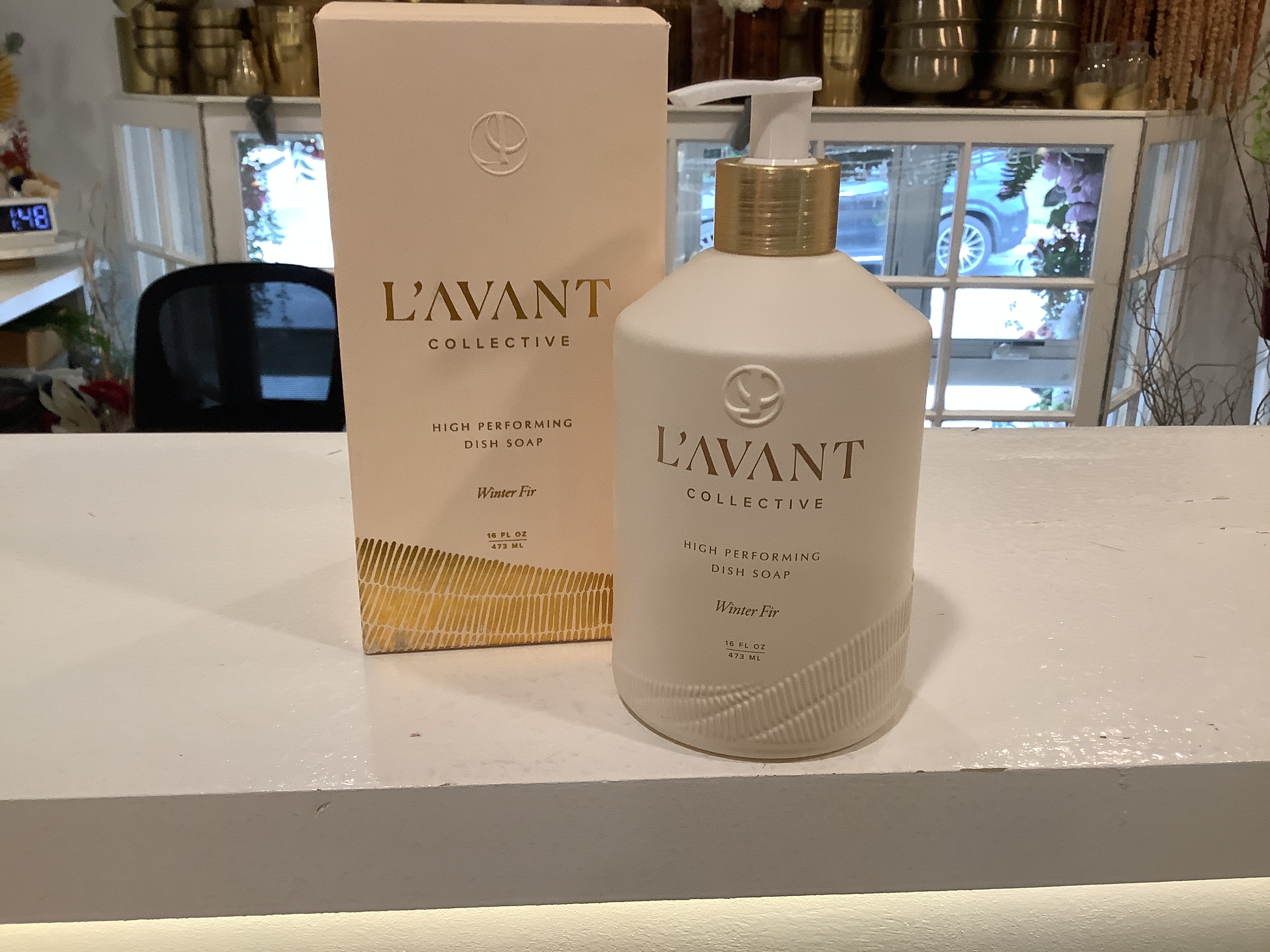 L’avant-Dish soap winter fir