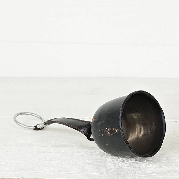 M9989- Antique Metal Bell w.Leather Loop-BK