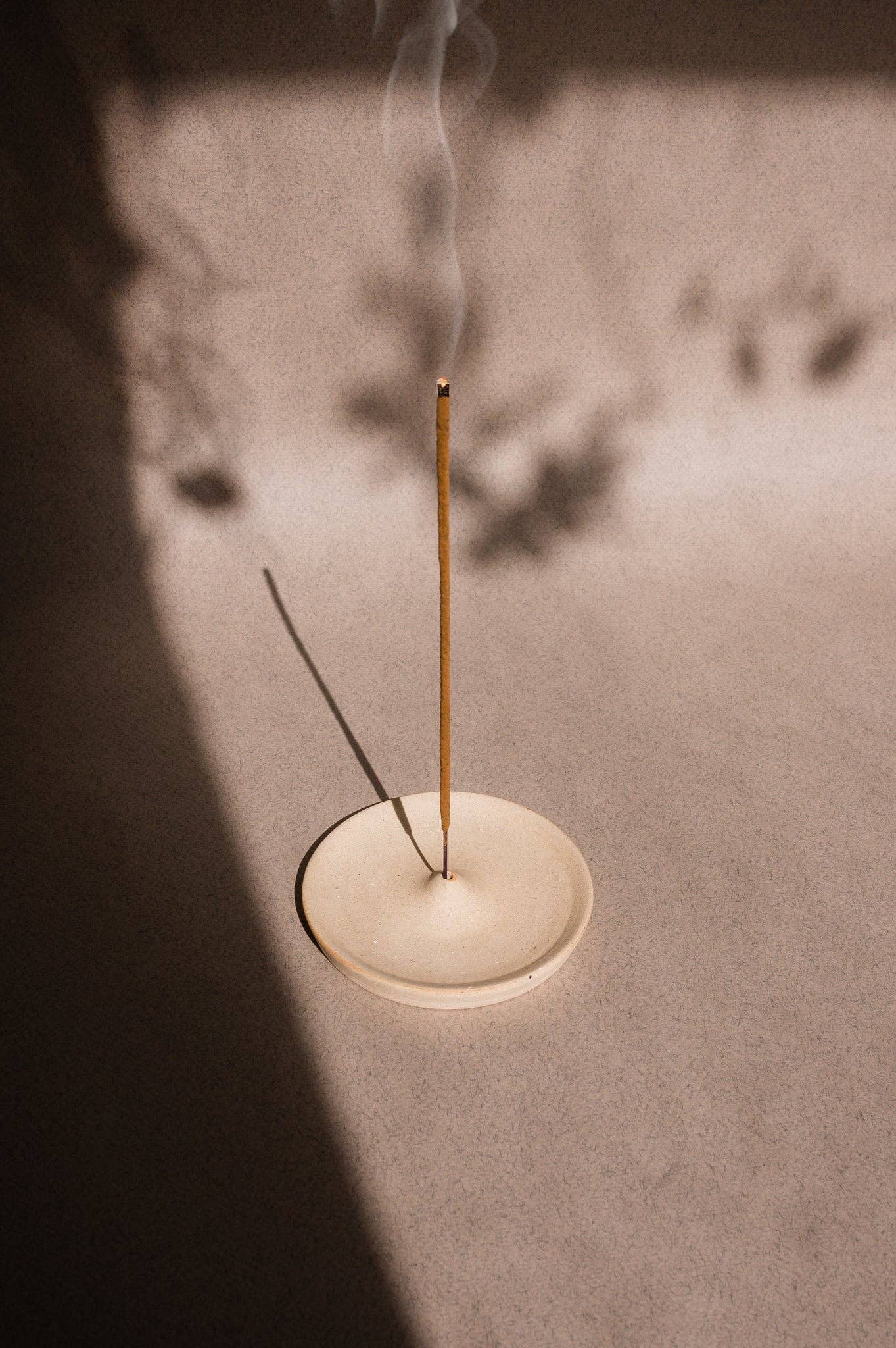 Ring Of Serenity - Round Ceramic Incense Holder